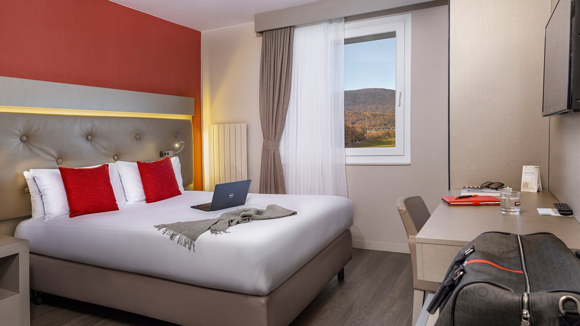 Chambre standard rouge